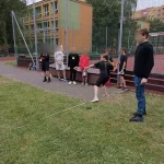 Hod kriketovým míčkem