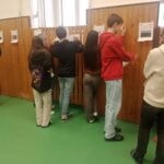 Média (1)